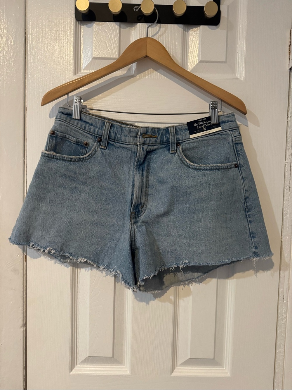 NWT Abercrombie The 90's High Rise Relaxed Cut Off Shorts Curve Love
